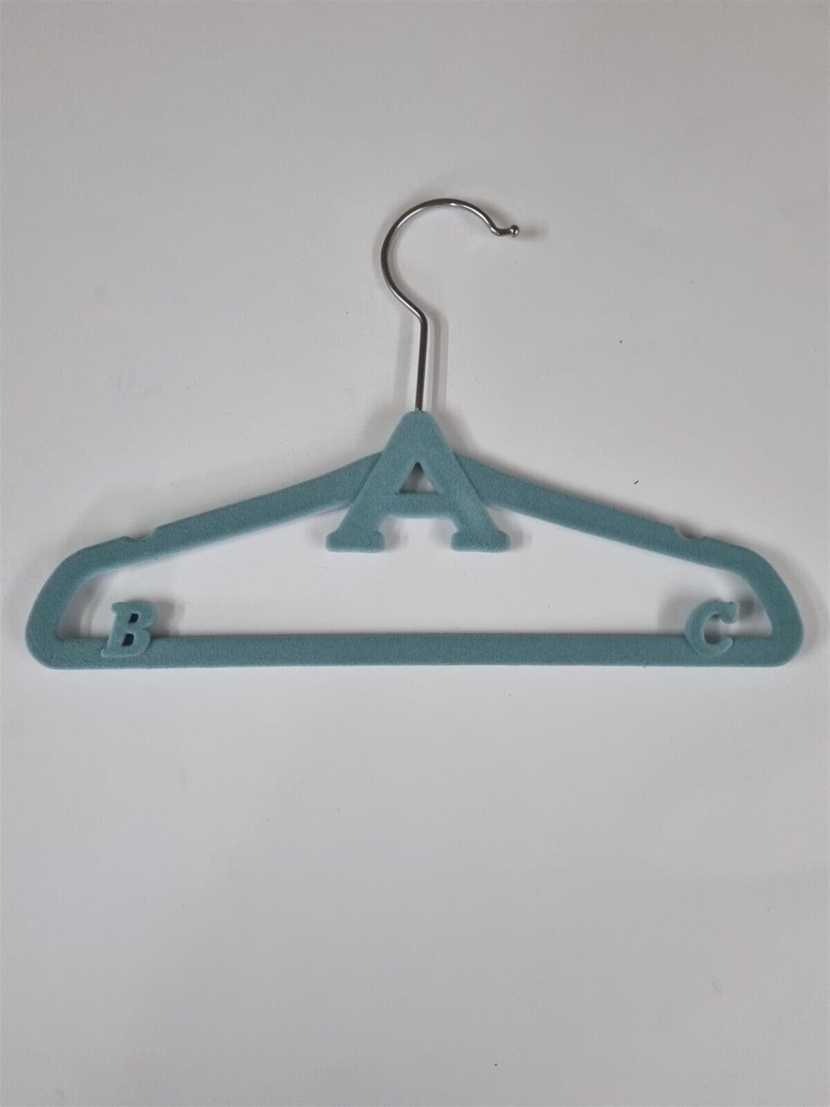 18x Childrens Velvet Hangers Slim & Sturdy Design For Kids Clothes Hanging