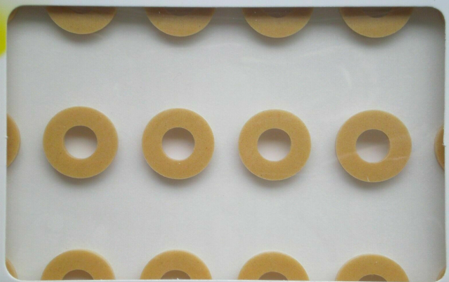 CORN PADS FOOTCARE SOFT PROTECTOR RINGS PAIN RELIEF SHOE COMFORT FOAM PAD 24 PCS